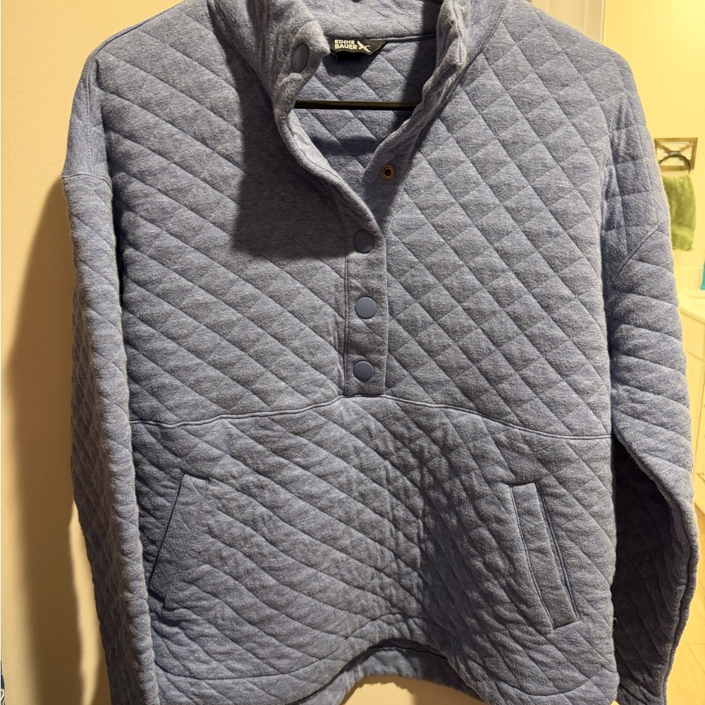 Eddie Bauer Quilted Pullover in Light Blue Heather